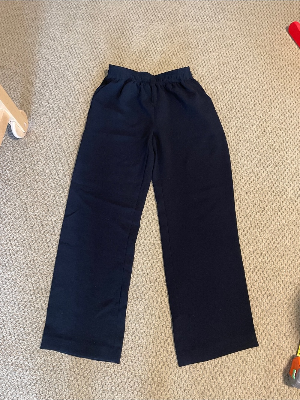 Aritzia Wilfred size S Black Elastic Waist Pants